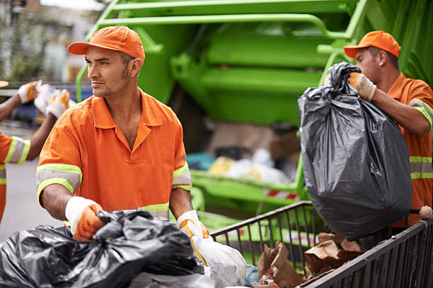 Best Professional Junk Removal  in Holstein, IA